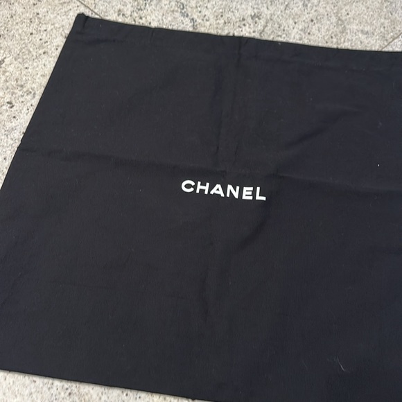 Chanel Black Dust Bag - Picture 2 of 4